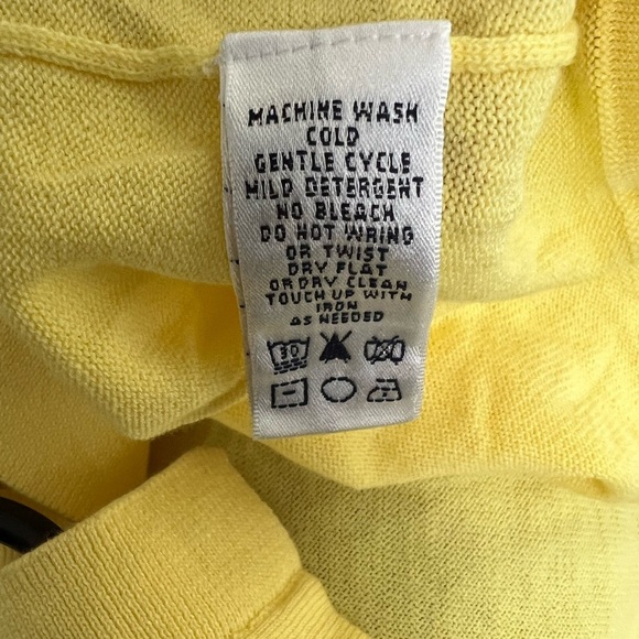 Lilly Pulitzer Yellow Peplum Button Sweater 3/4 Sleeve sz XS - Picture 3 of 7